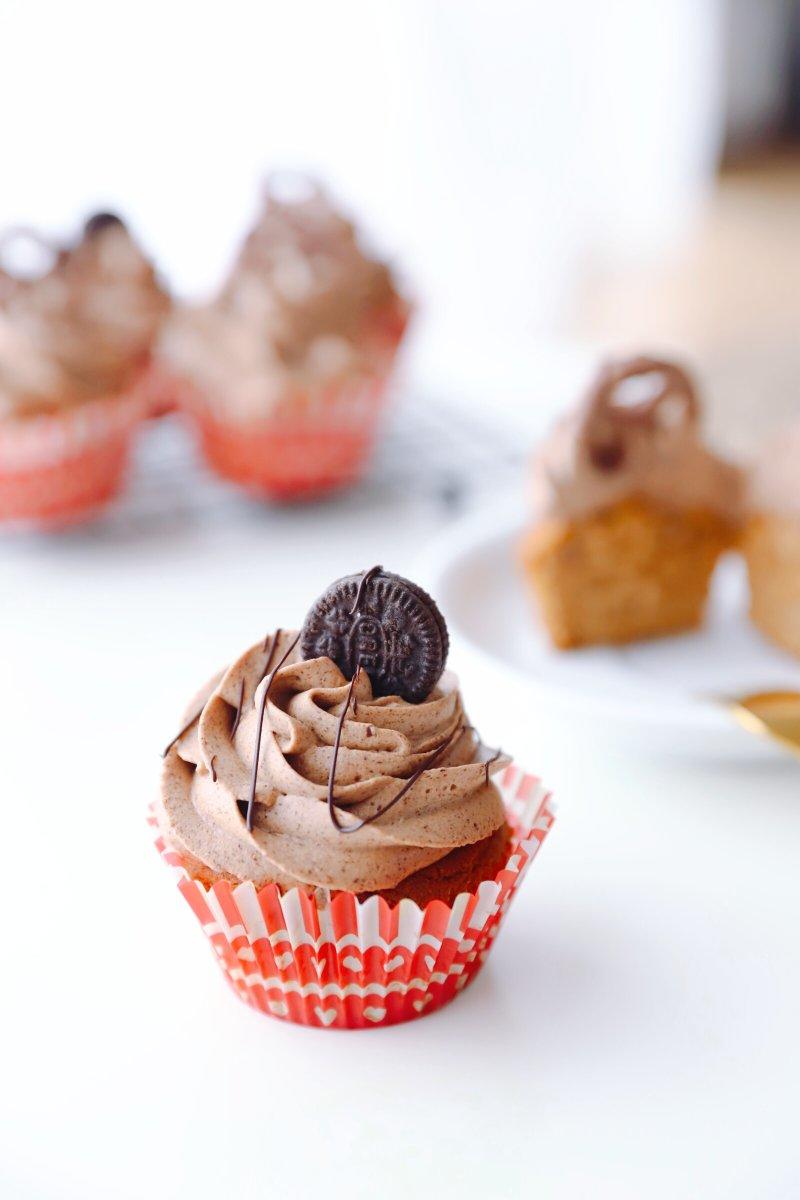 奥利奥杯子蛋糕 Oreo Cream Cupcakes
