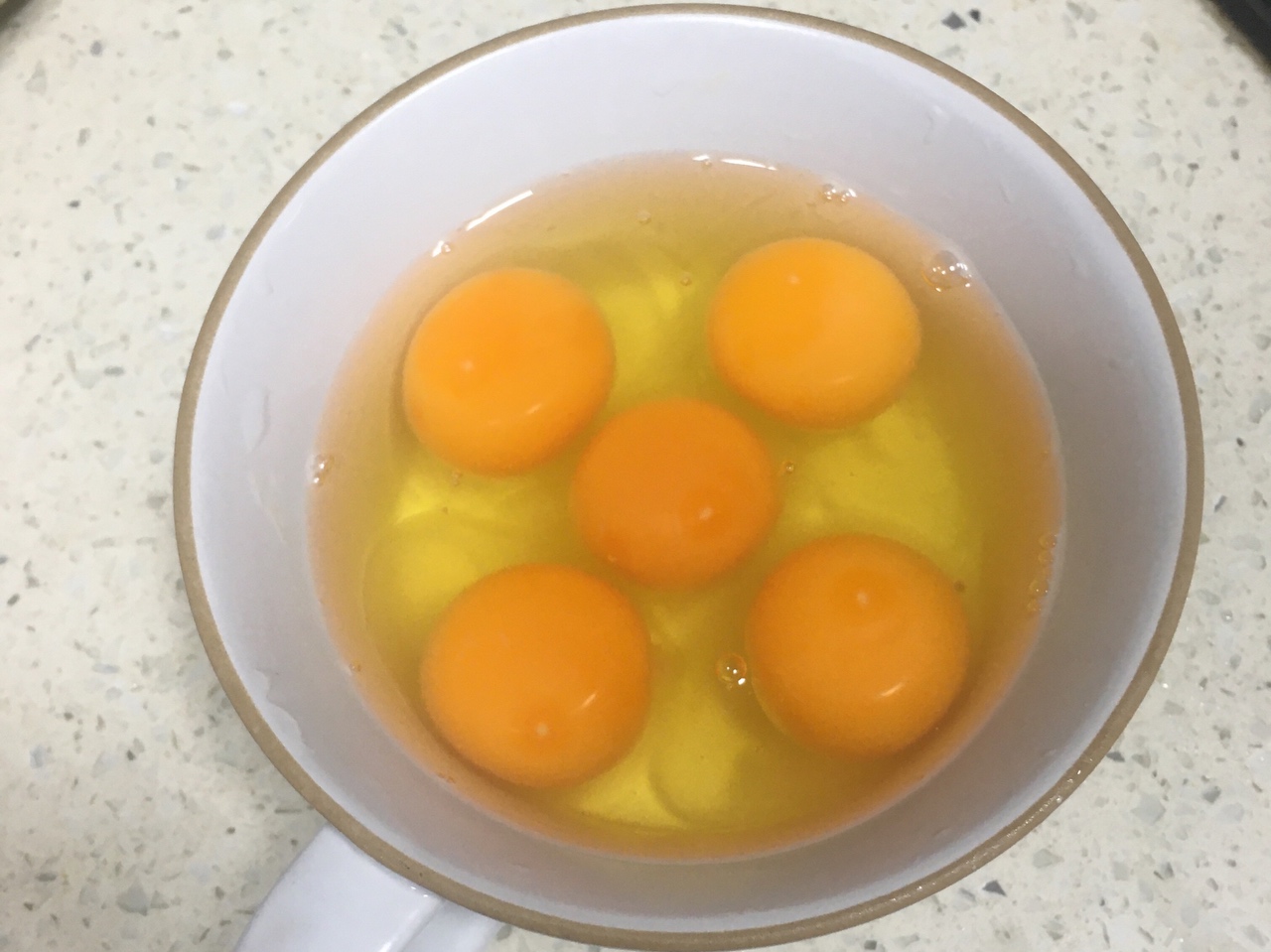 外婆菜炒鸡蛋的做法 步骤2