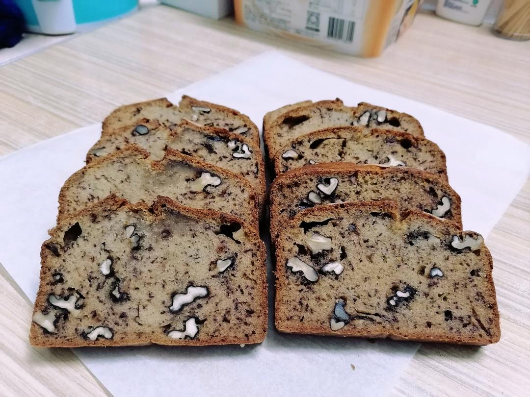 香蕉核桃磅蛋糕