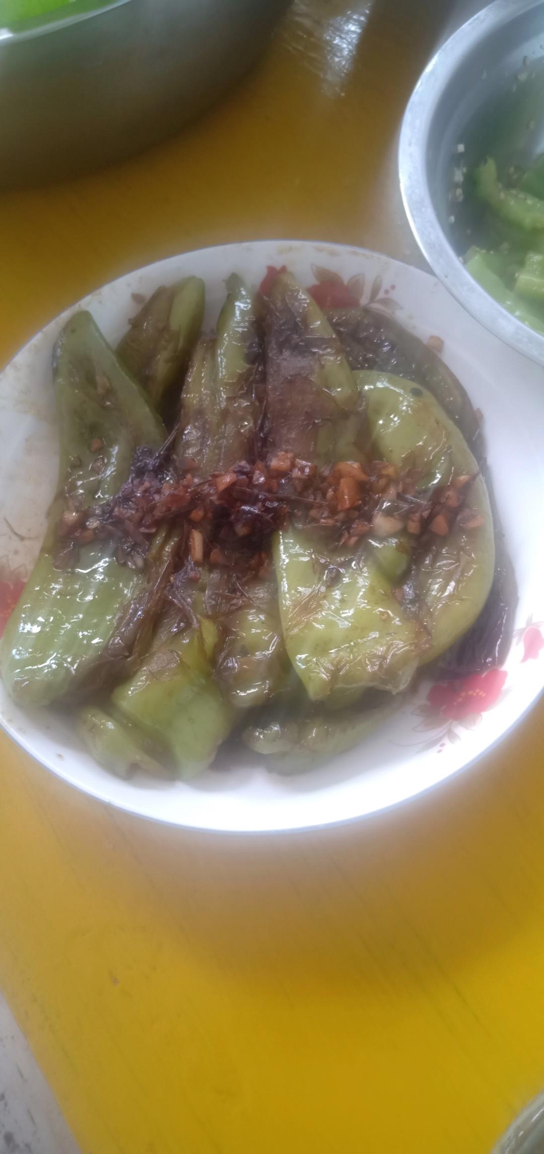 5分钟就可以烧好的虎皮青椒，真的超下饭
