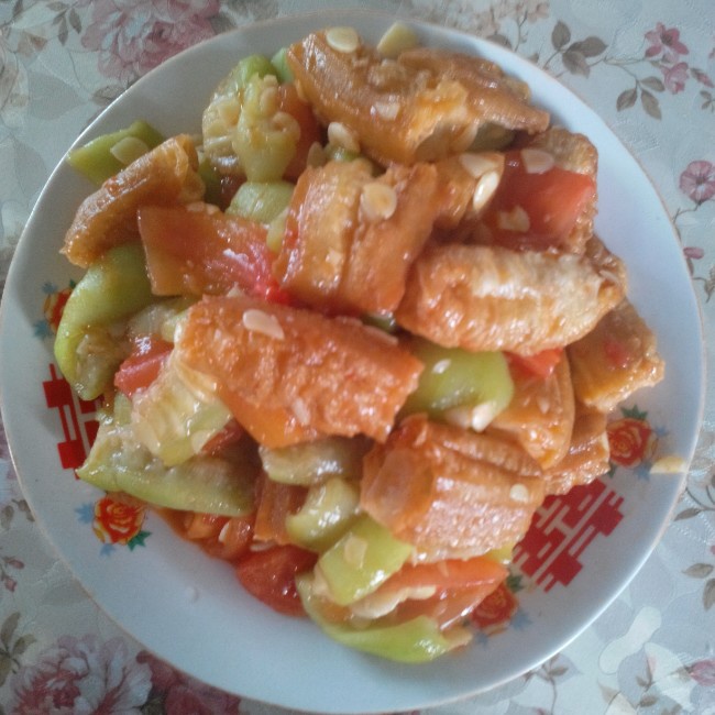 丝瓜烩油条