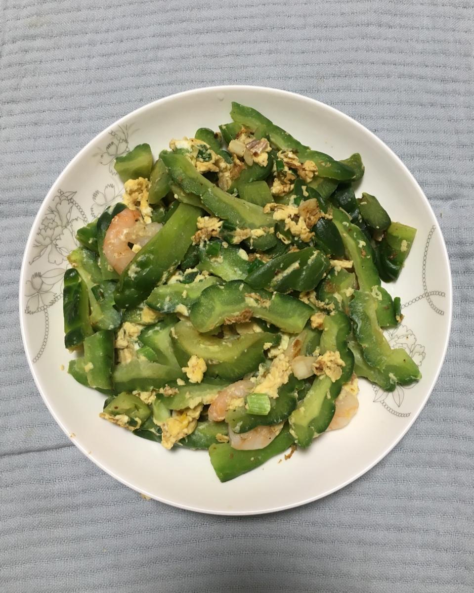 苦瓜炒鸡蛋