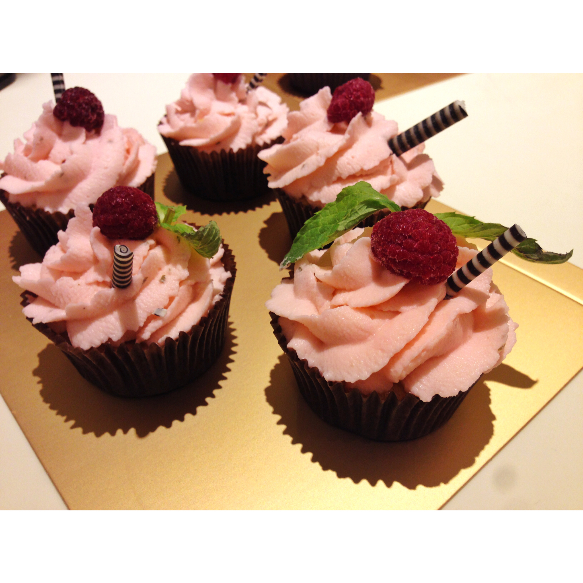 鲜奶油戚风杯子蛋糕（纸杯蛋糕）