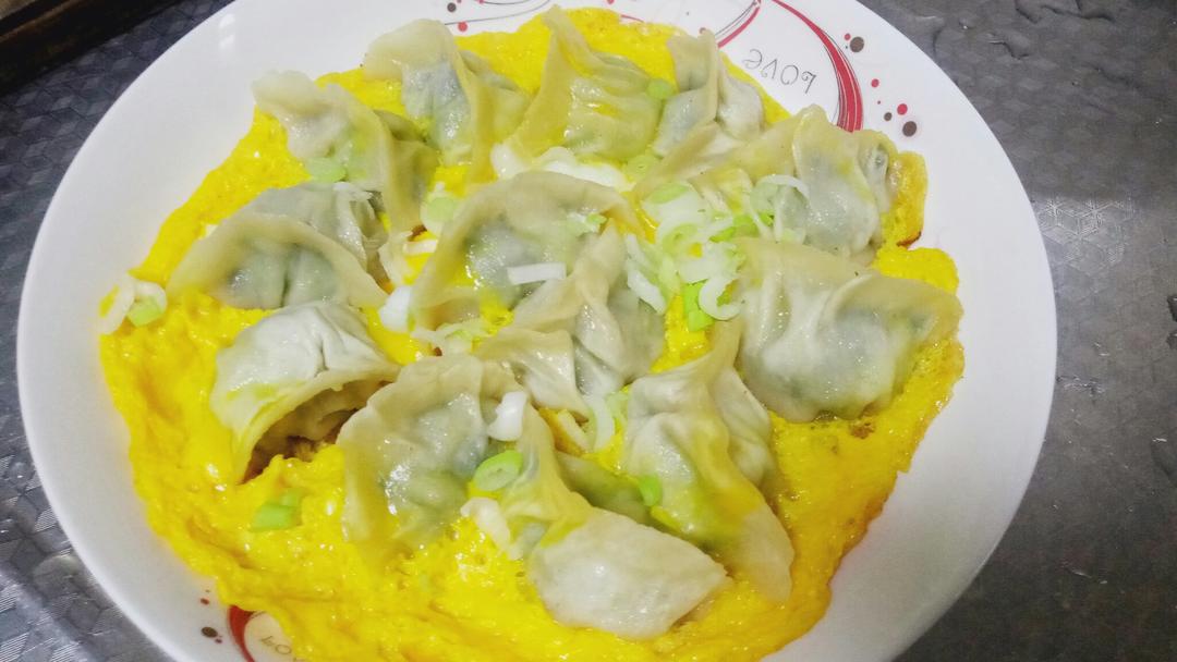 小羽私厨之抱蛋煎饺