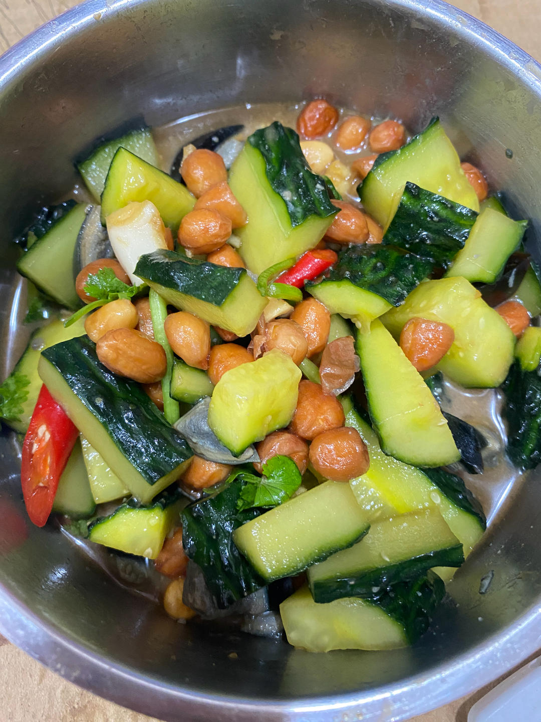 夏日开胃小凉菜“皮蛋拌黄瓜🥒”开胃减脂