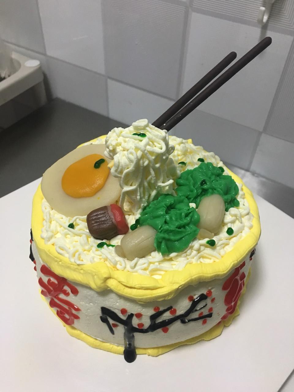 碗面蛋糕（长寿面蛋糕）