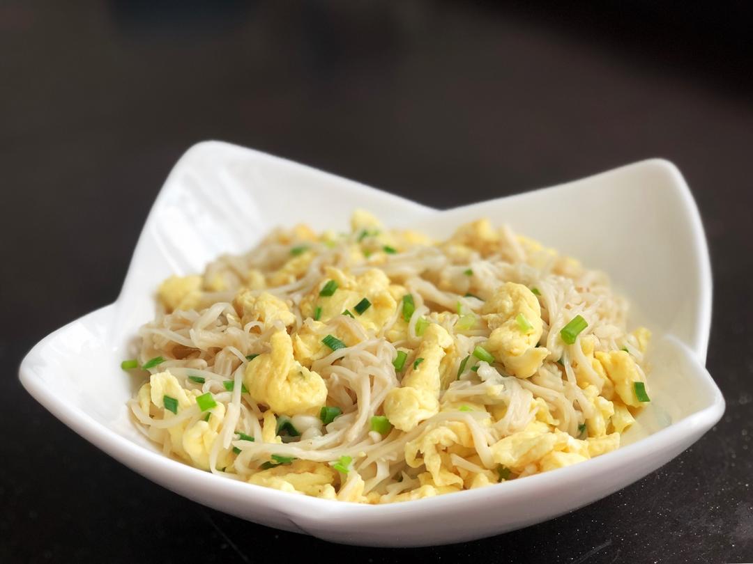 金针菇炒鸡蛋
