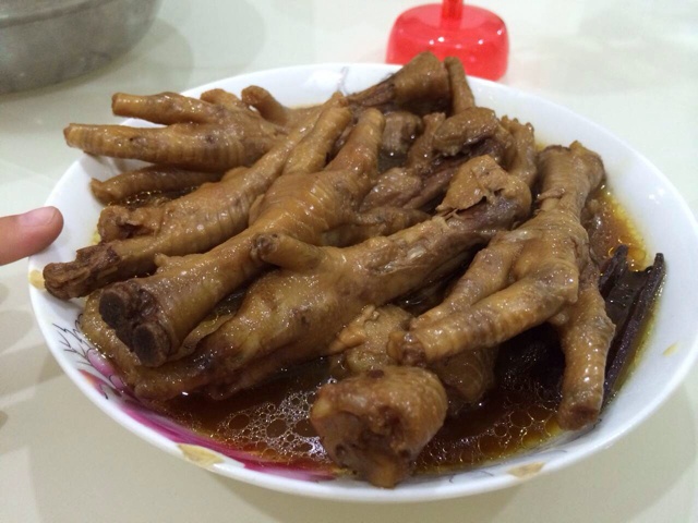 卤水鸡脚