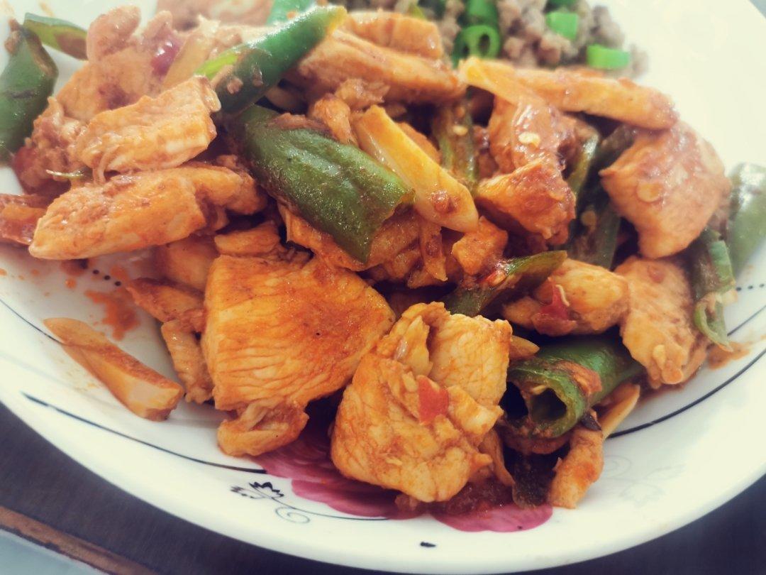 二荆条炒鸡胸肉（不辣版本）