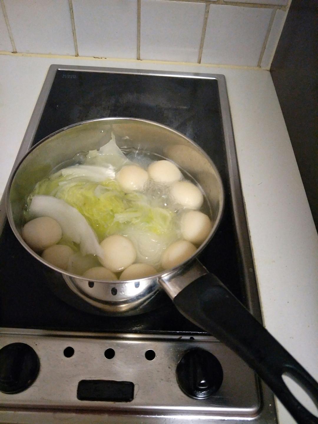 一人食鱼丸白菜粉丝汤的做法