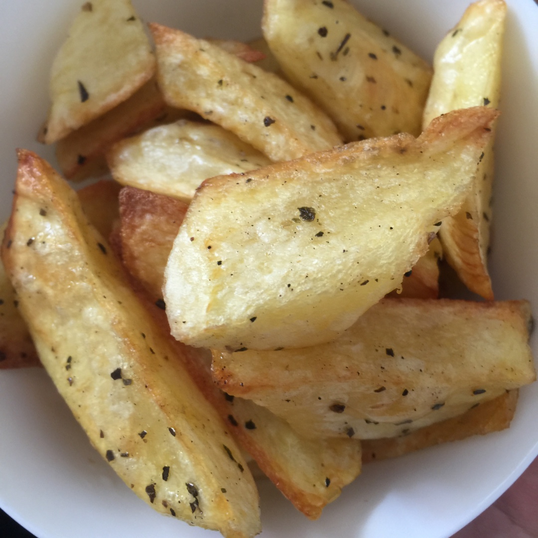 姚小姊做的香草烤薯角