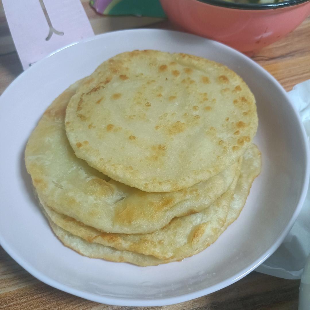 烫面小糖饼 柔软劲道 凉了也不硬 做法简单一看就会 附细节视频详解
