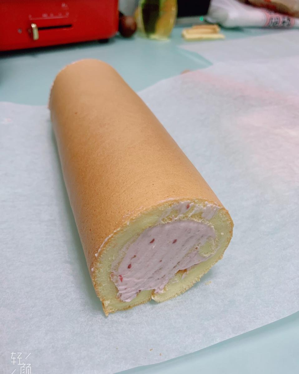 《Tinrry下午茶》教你做基础原味蛋糕卷