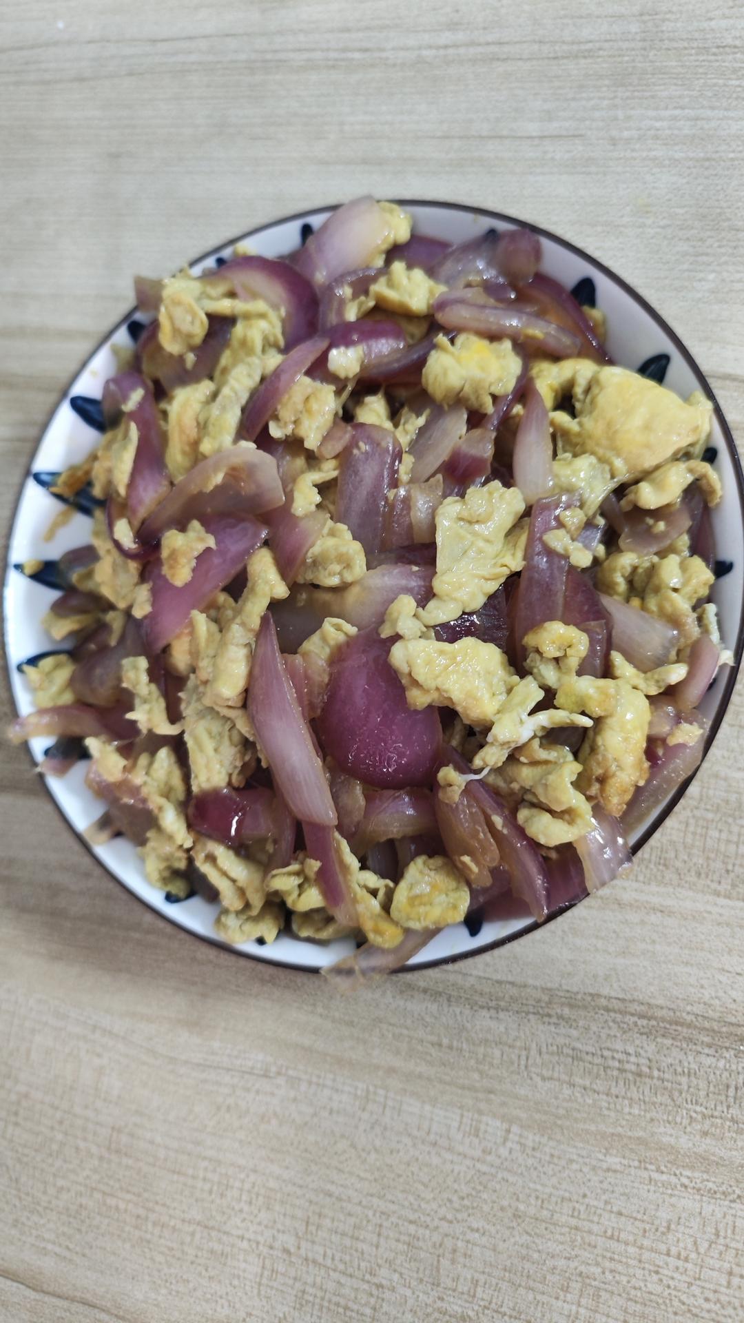 降压防癌的好食材  洋葱炒鸡蛋