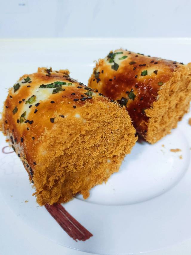 肉松面包卷