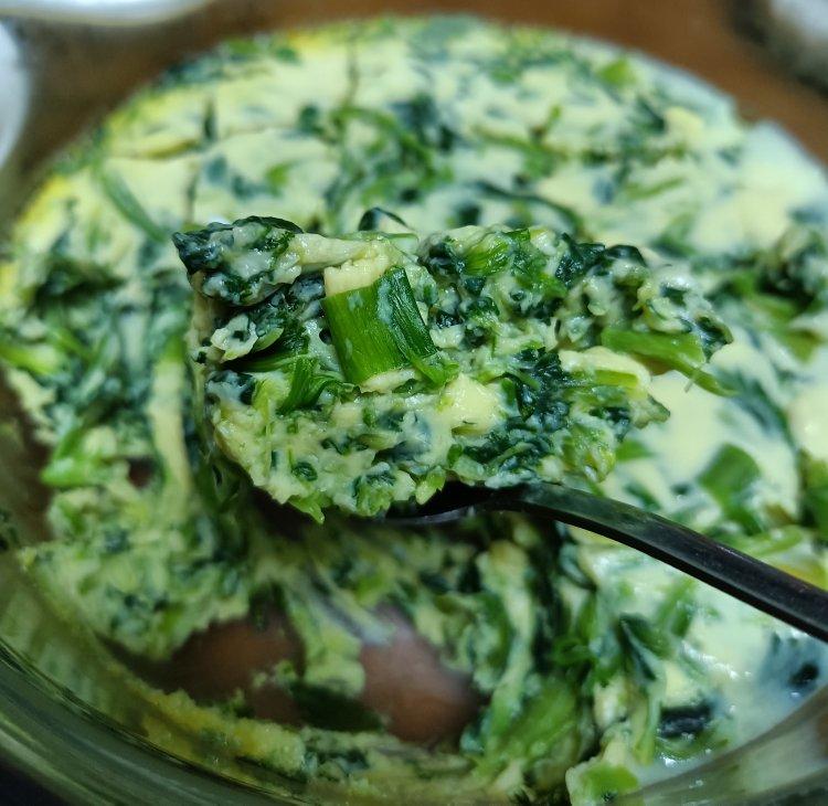 蘸汁菠菜鸡蛋糕——春季养生多吃菠菜