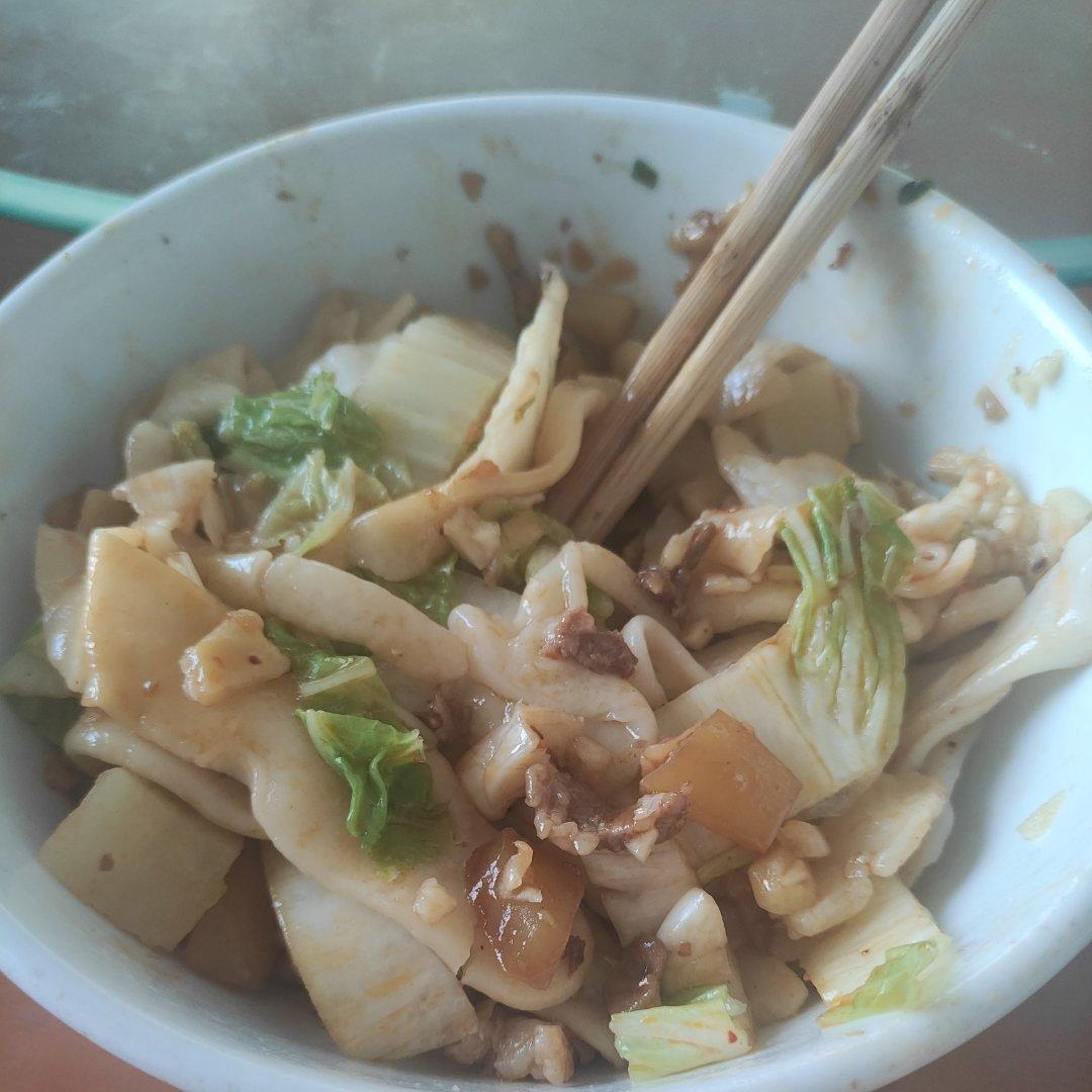陕西美食｜裤带面---又名BiangBiang面