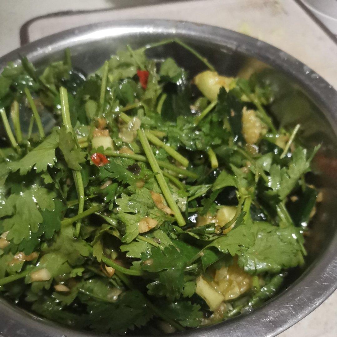 夏日开胃小凉菜“皮蛋拌黄瓜🥒”开胃减脂