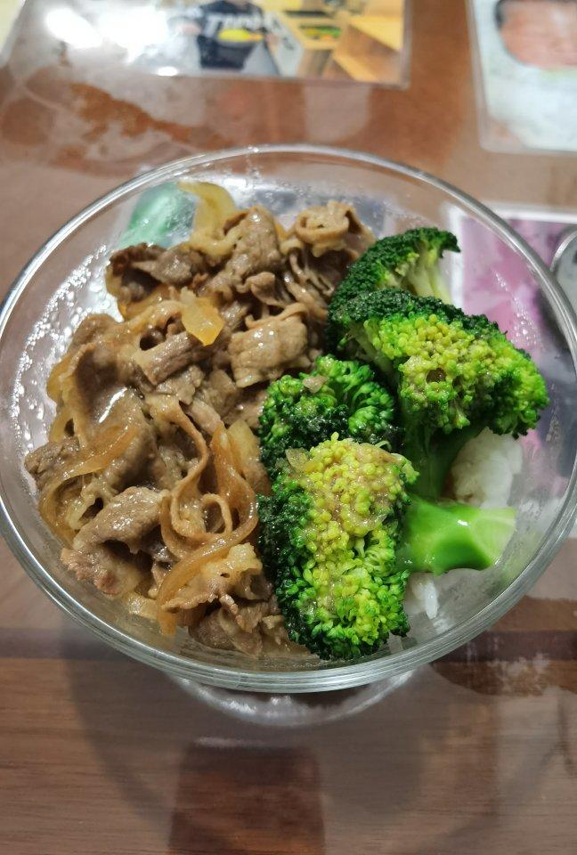 💕100%成功!!!🍱招牌肥牛饭专门店秘方·秒杀日本吉野家食其家！日式多汁牛肉饭 /嫩肥牛盖饭/牛肉饭/肥牛丼（超简单快速完美版）✨