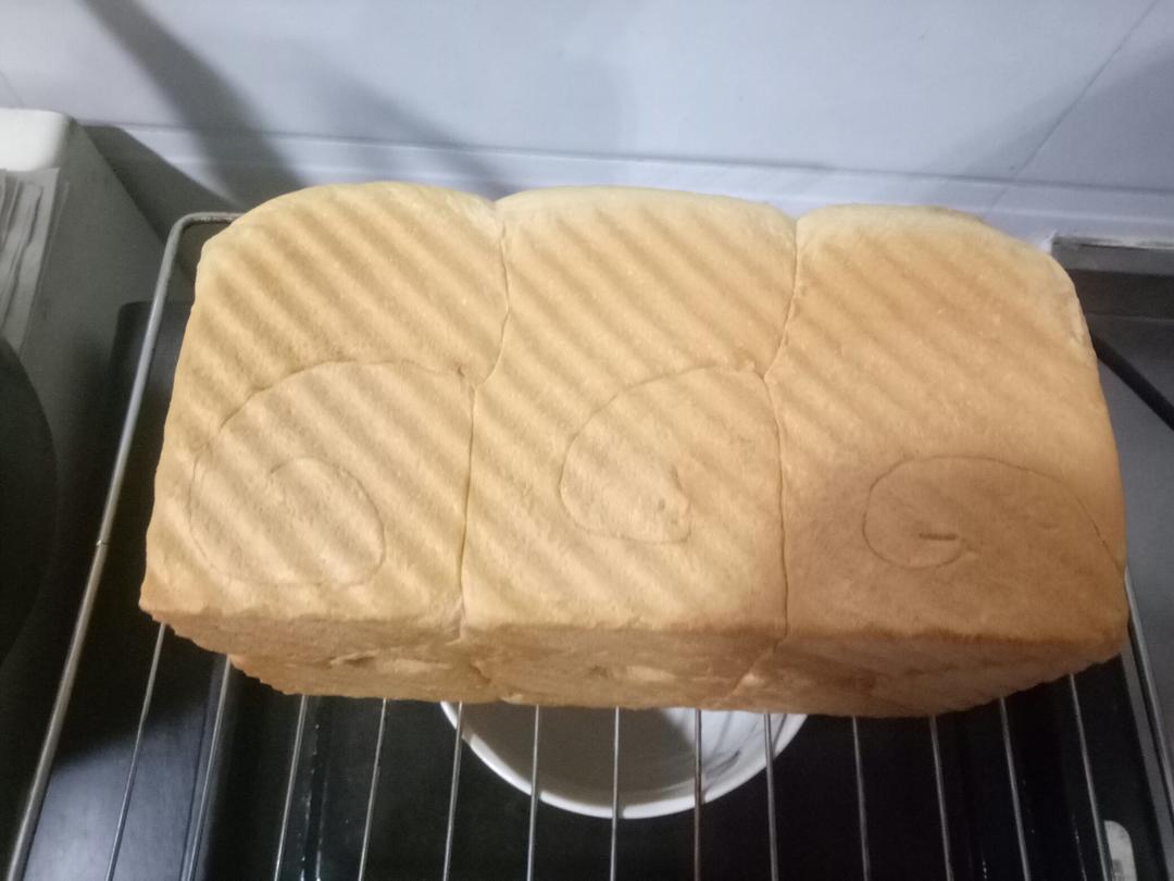 夺命软吐司(๑´ڡ`๑)超软拉丝极速方便的一次发酵吐司