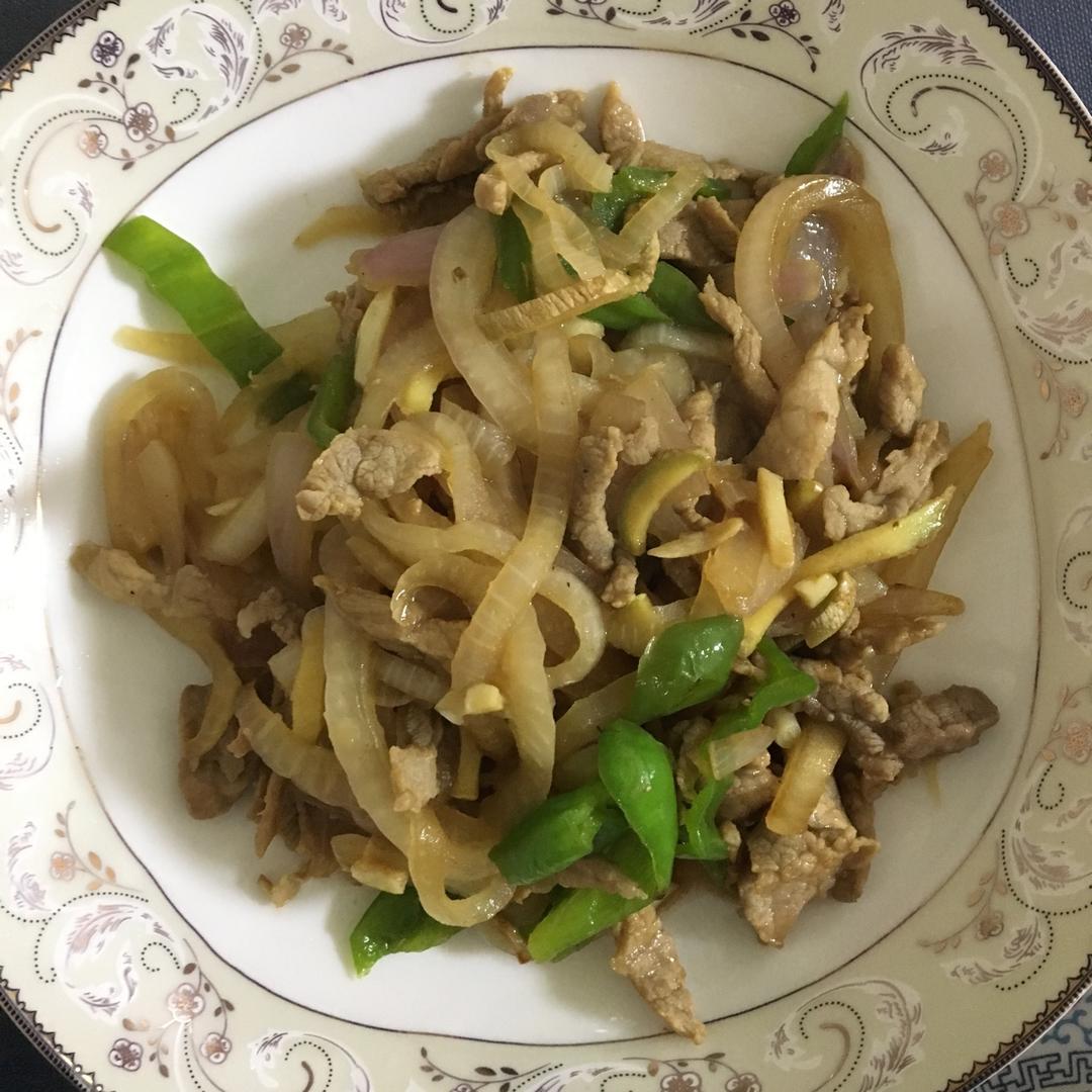 洋葱青椒炒肉丝