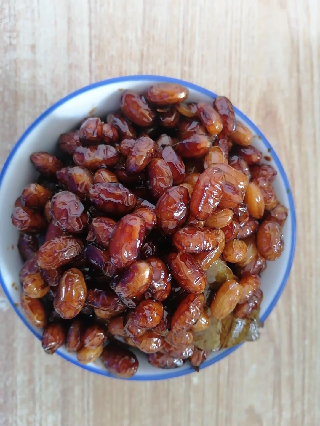 回味无穷的酱黄豆