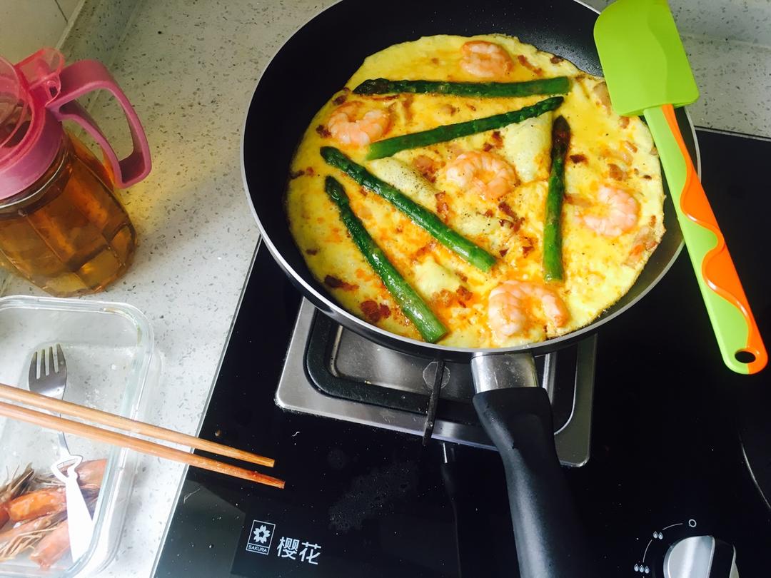 芦笋虾仁早餐蛋饼