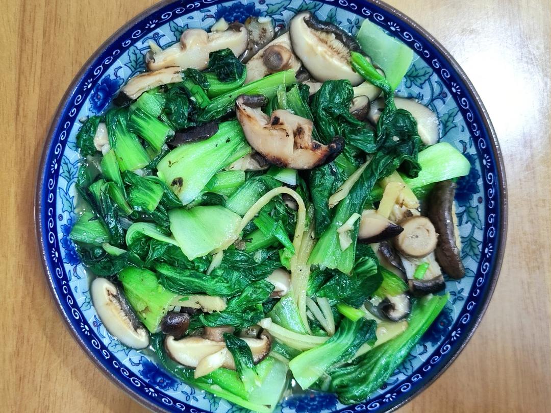 香菇油菜（简单快手）