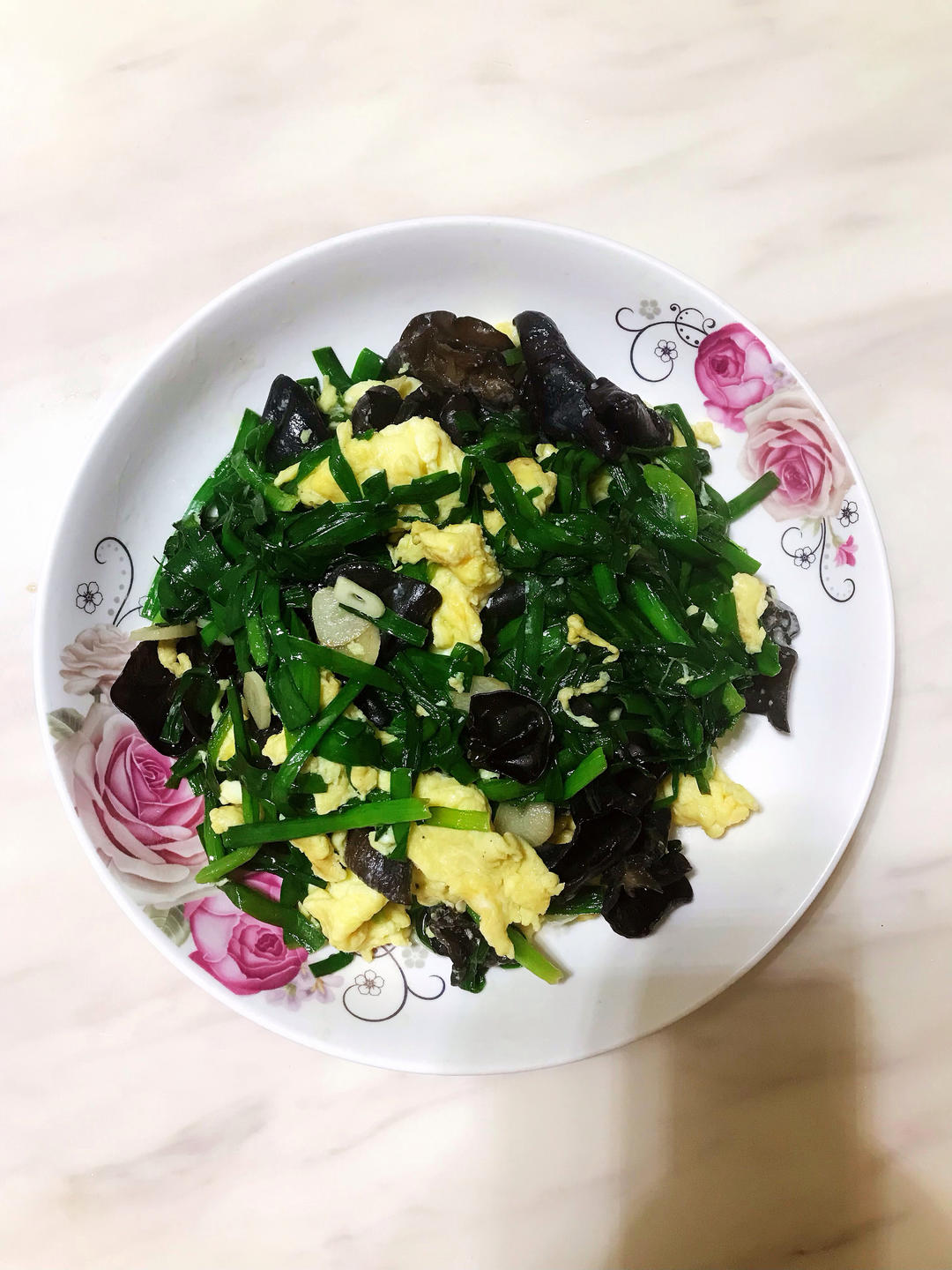 韭菜木耳炒蛋