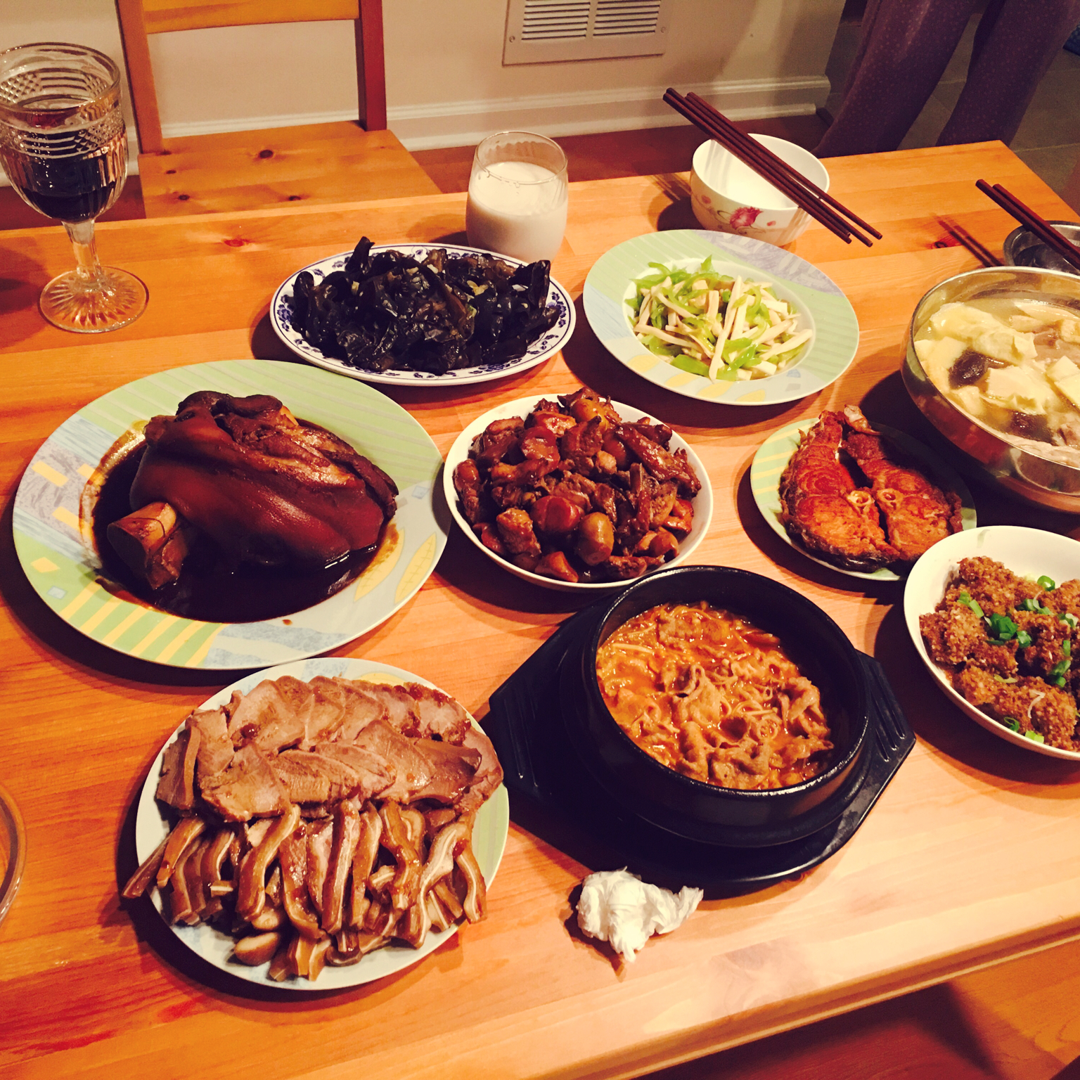 我们家爱的的小餐桌