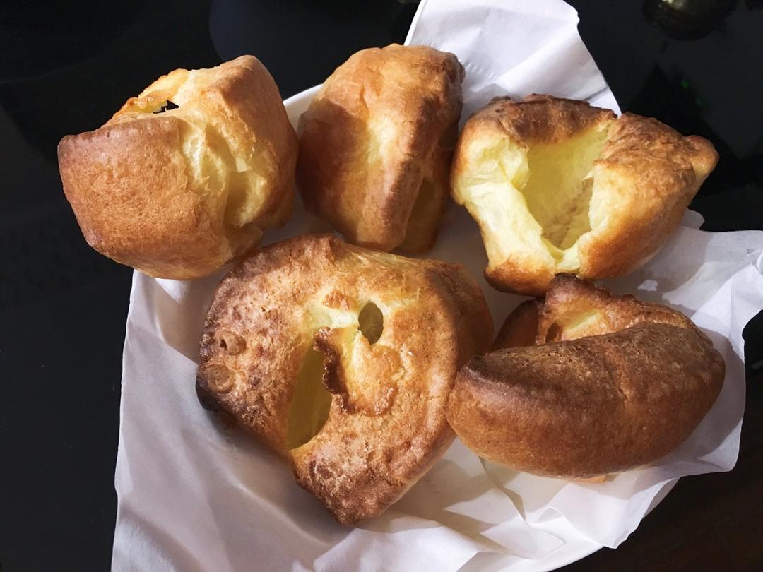 香味浓郁——约克郡布丁 Yorkshire Pudding（不是布丁的布丁）