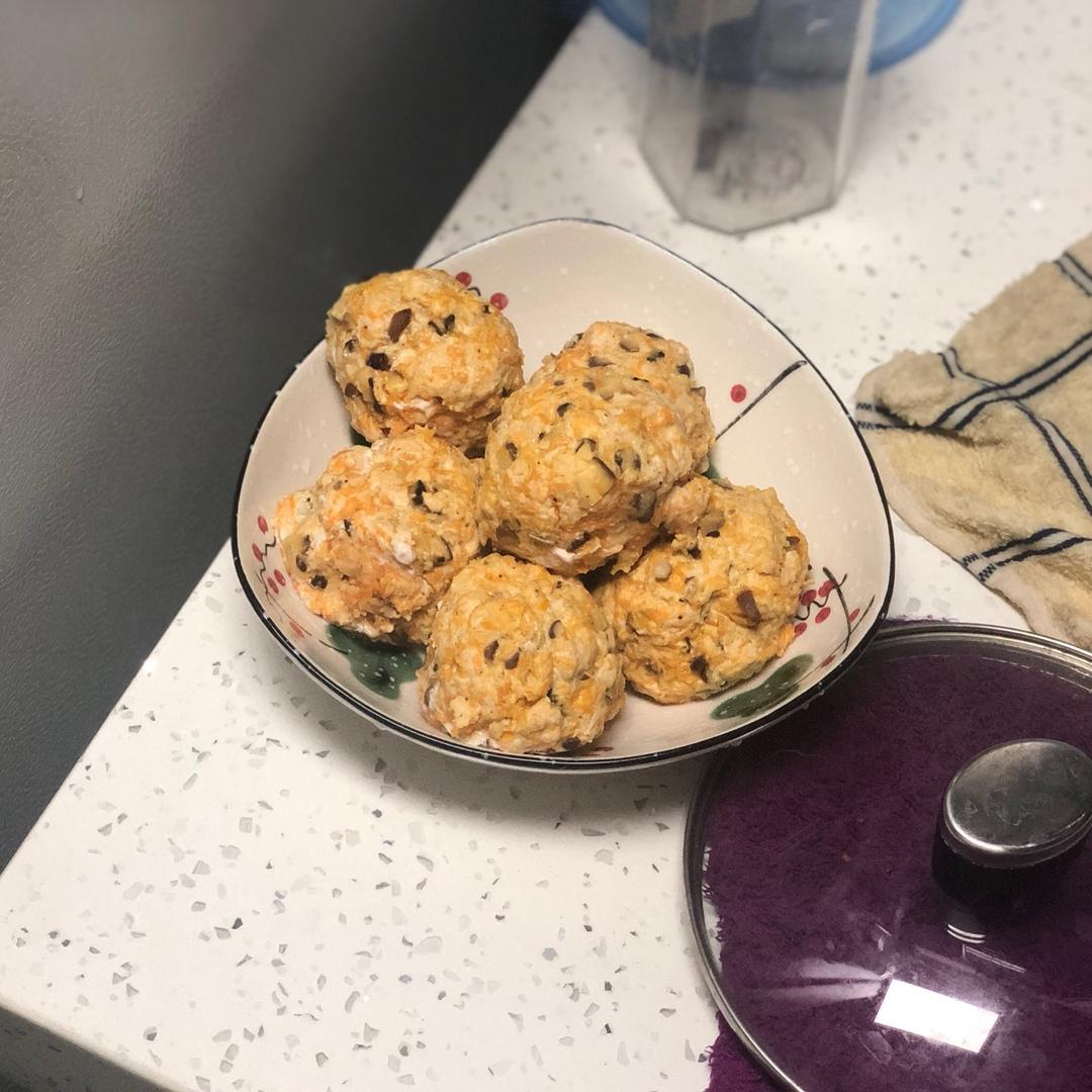 香菇胡萝卜鸡胸肉丸
