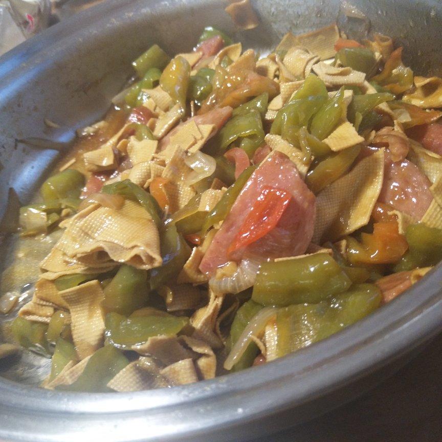 青椒炒豆皮