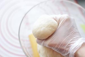 超柔软的棉花糖小面包的做法 步骤7