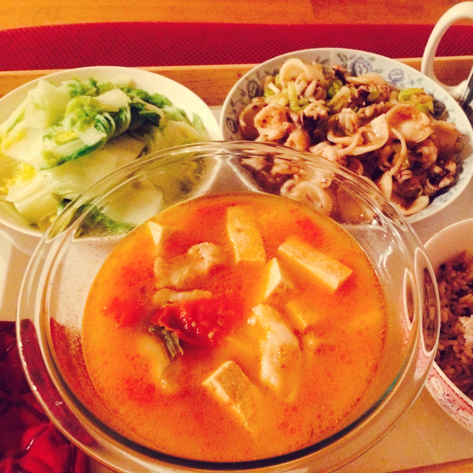 我们家爱的的小餐桌