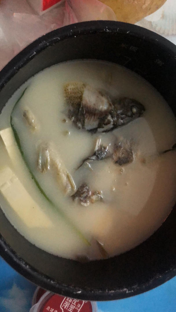 鱼头豆腐汤