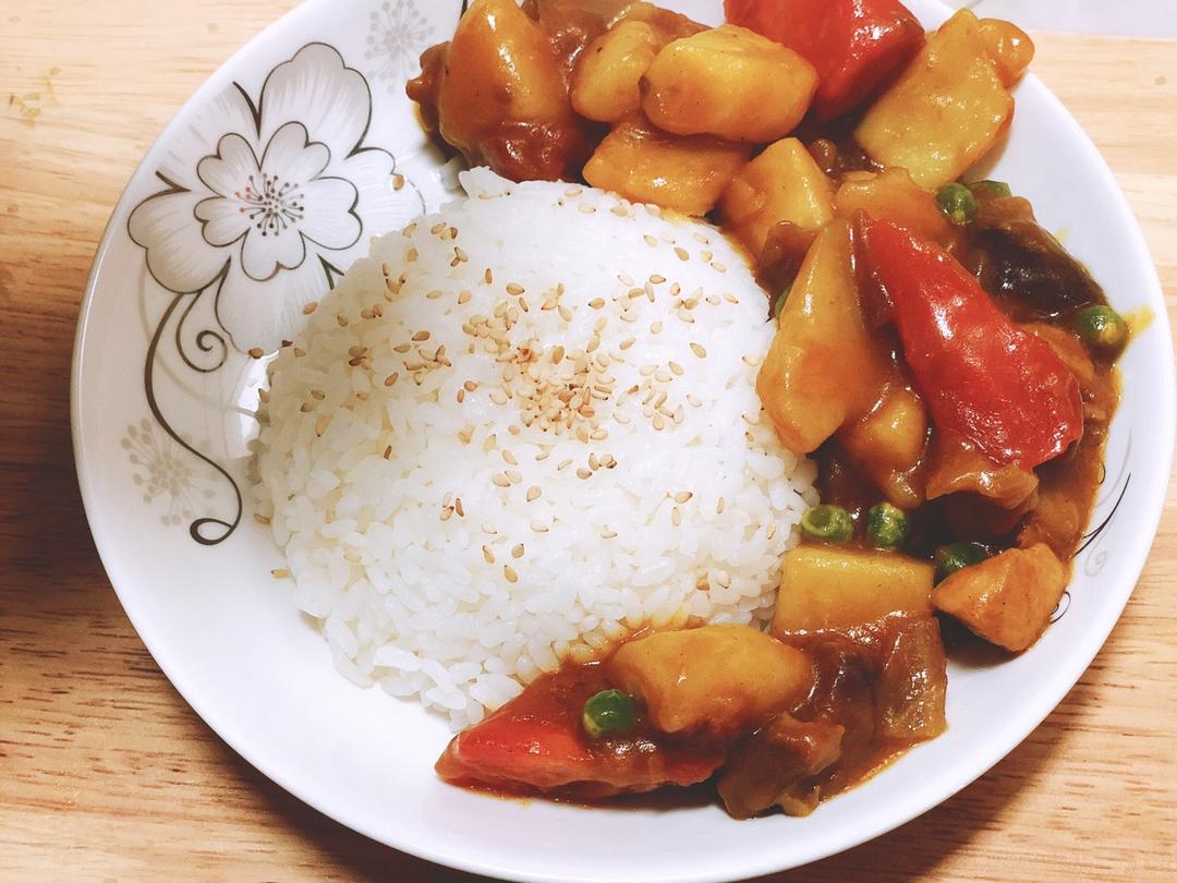 咖喱鸡肉饭