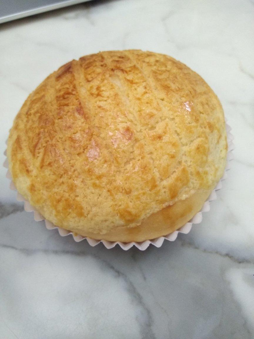 好吃到炸裂的港式菠萝包（附带制作酥皮的小视频）