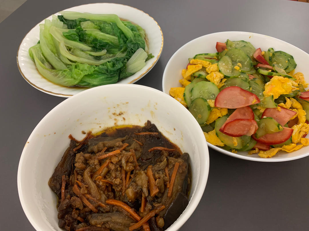 隔壁小孩馋哭的黄瓜炒蛋