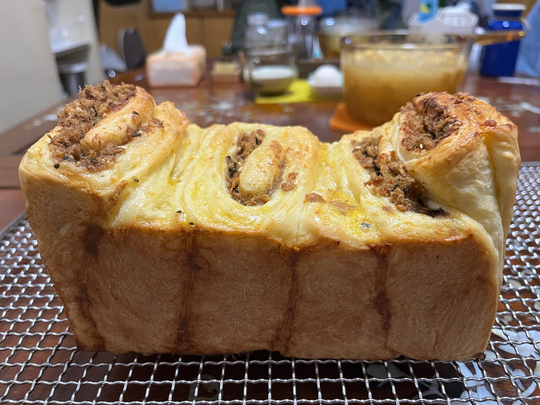 肉松手撕吐司