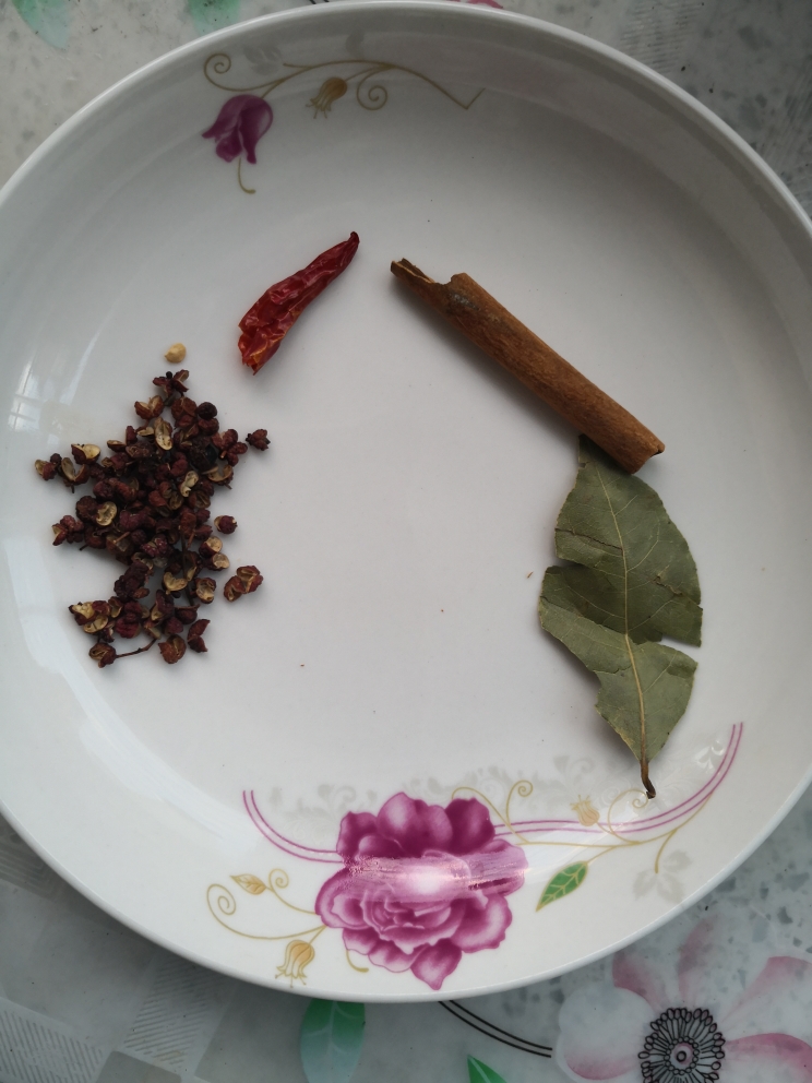 好吃的煮豌豆荚的做法 步骤3
