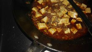 川妹子教你做正宗川菜—麻婆豆腐的做法 步骤3
