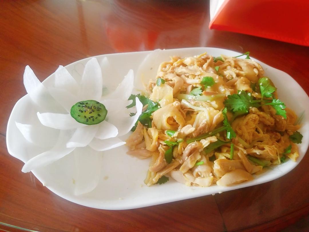 做一朵白莲花，用萝卜～