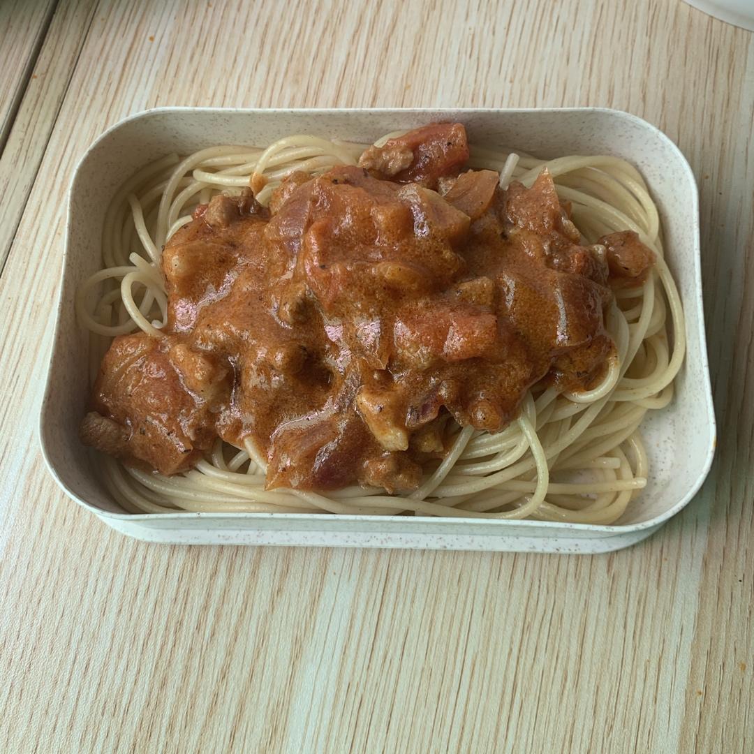 （完胜必胜客的）番茄肉酱意大利面～