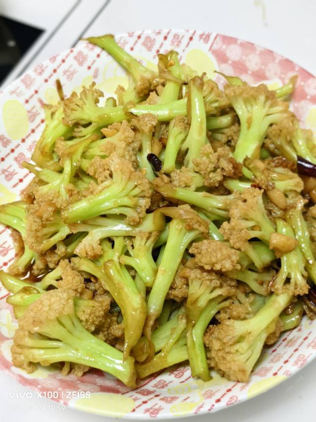 比肉还好吃的素炒菜花