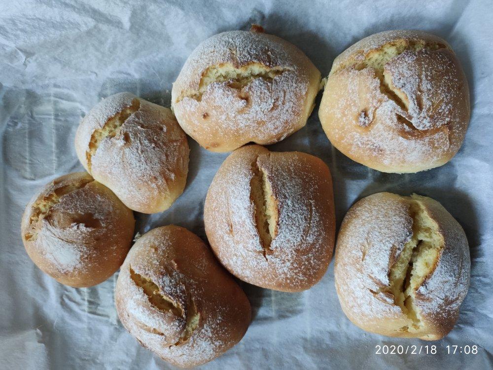 软到不知所措的牛奶卷