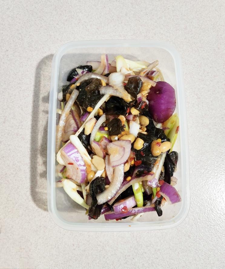 老干妈水豆豉拌大葱