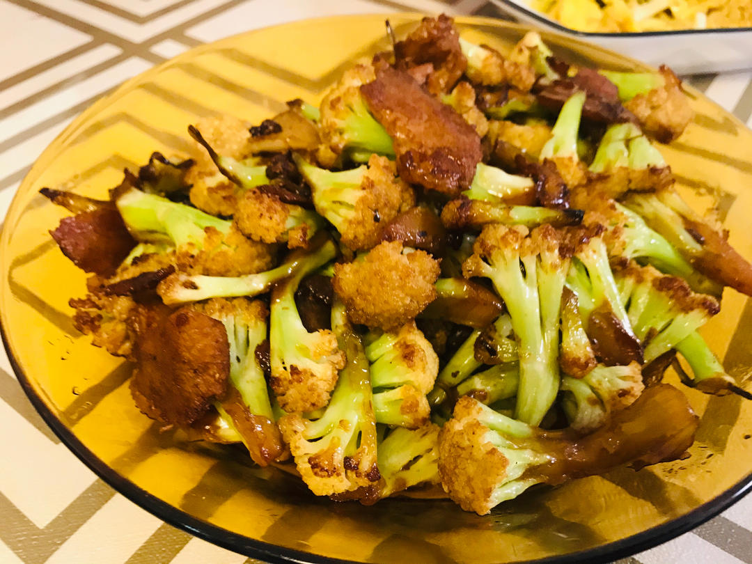 永远就做这一种家常干锅花菜