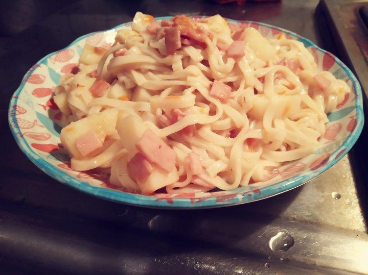 土豆焖面