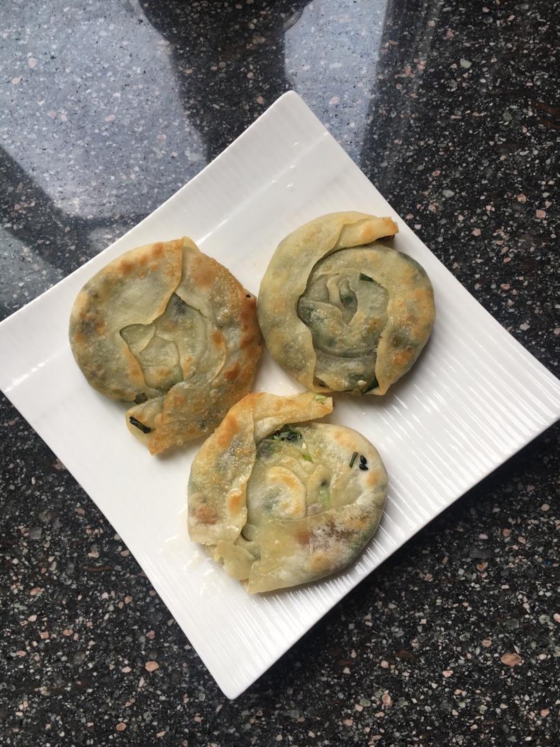 饺子皮葱油饼